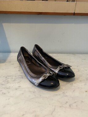 AGL Shoes Womens Size 7 Silver Black Leather Ballet Flats Buckle Cap Toe Italy
